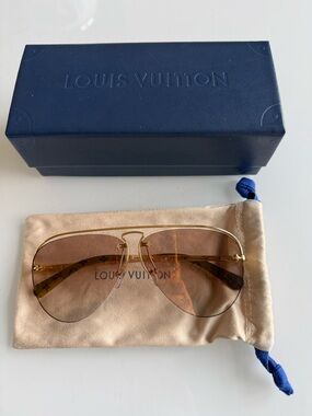 Louis Vuitton monogram aviator sunglasses